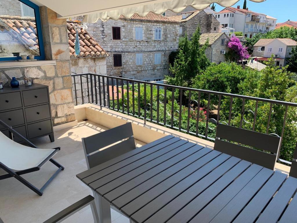 Penthouse In Old Dalmatian House - Flybridge Dom wakacyjny *